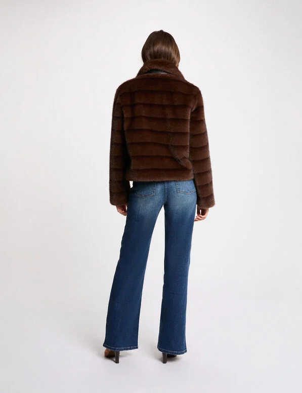 manteau-court-fausse-fourrure-marron-femme-vue2-32536311044911170