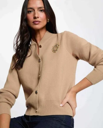 Chaqueta bomber Morgan Teddy camel con escudo bordado para mujer