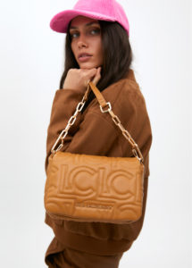 Bandolera logotipada efecto piel asa mix cadena