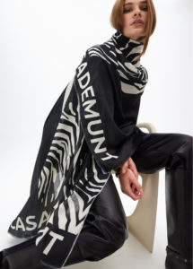 Fular estampado cebra y liso negro-crudo