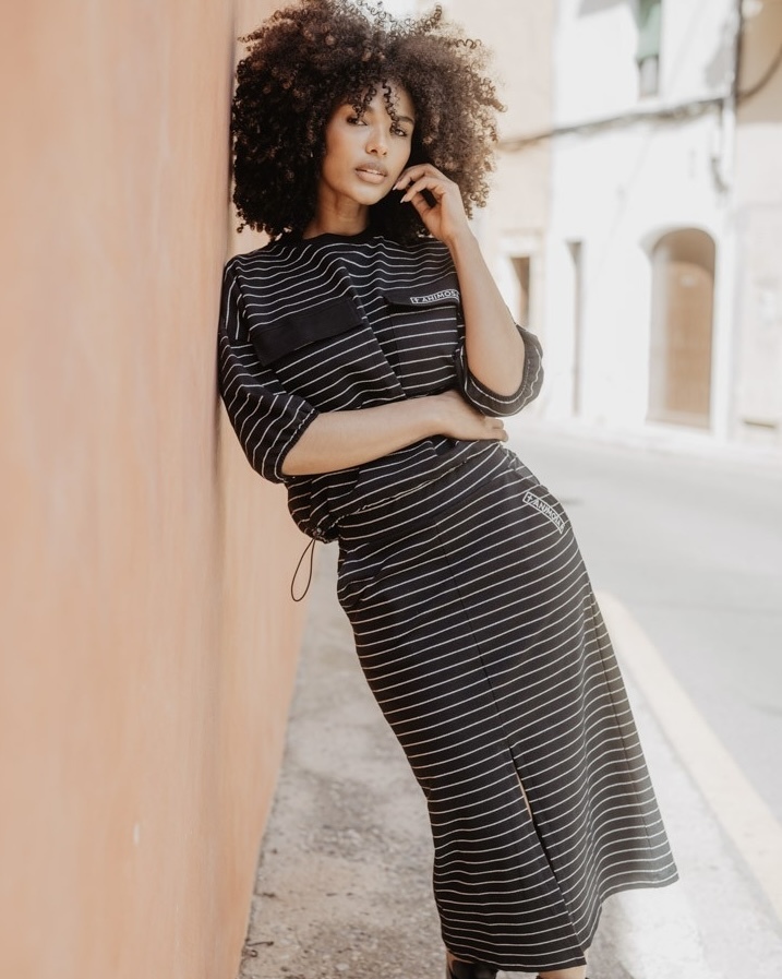 Falda cruz Sor Juana