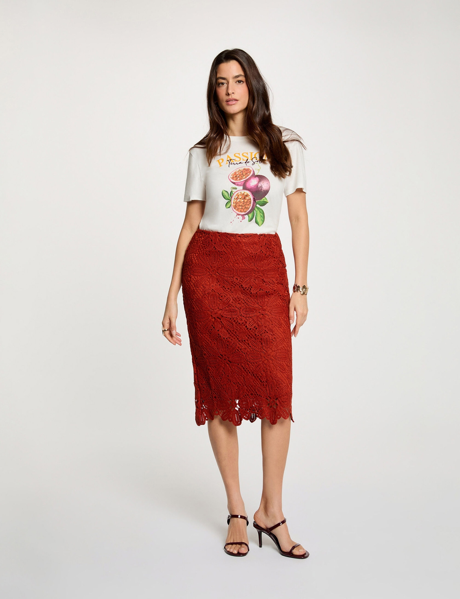 Falda Morgan midi de crochet teja para mujer